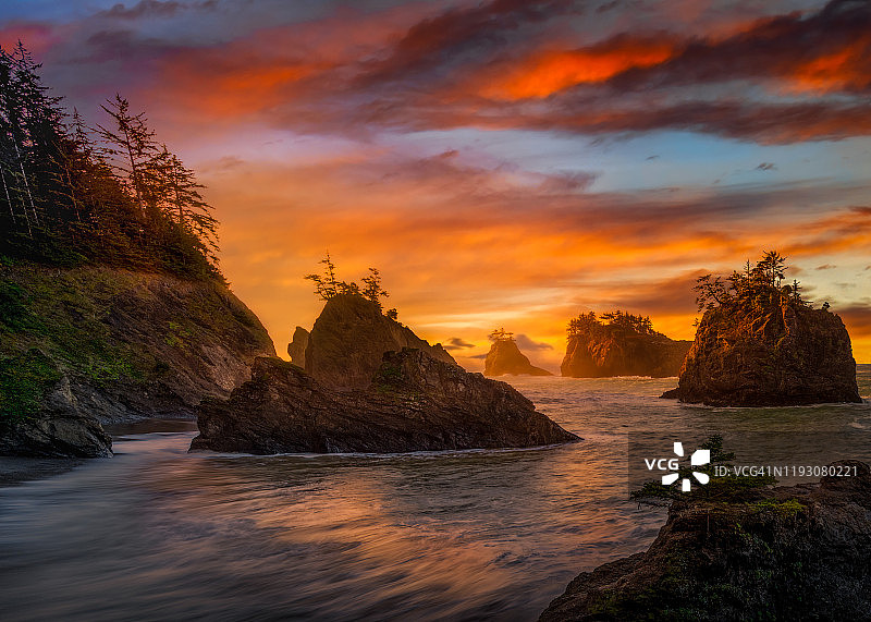 秘密海滩日出美景图片素材