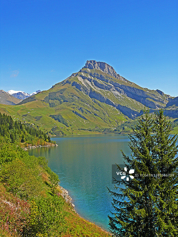 法国萨瓦省的阿尔卑斯山图片素材