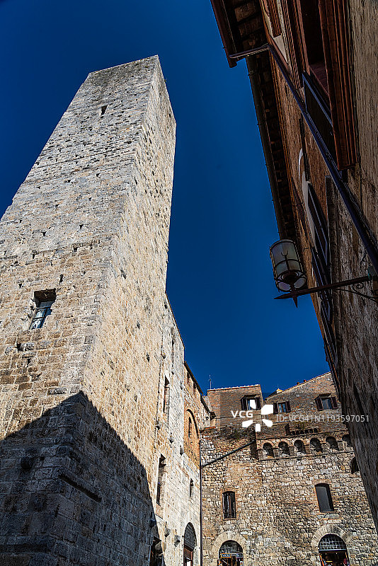 意大利托斯卡纳圣吉米尼亚诺的石头塔楼图片素材