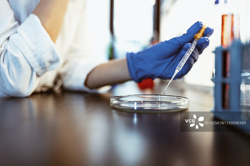 通过实验改变未来图片素材