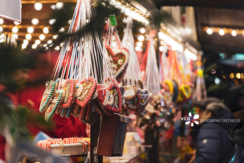 圣诞市场在售的姜饼心（Markt Lebkuchenherzen）图片素材