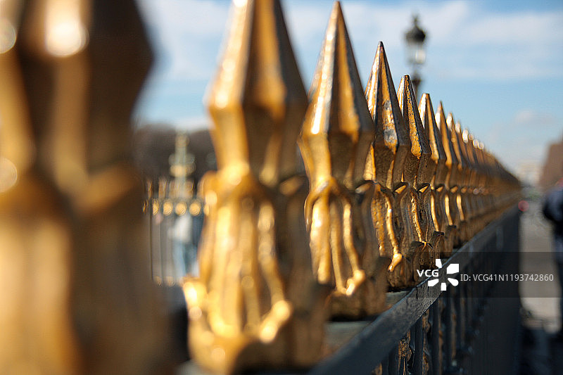 法国巴黎香榭丽舍大街的华丽大门图片素材