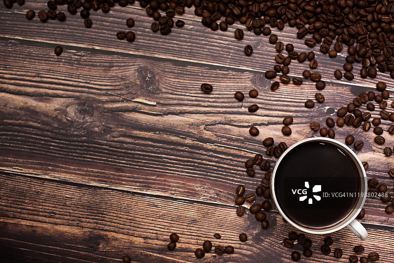 咖啡杯和咖啡豆图片素材