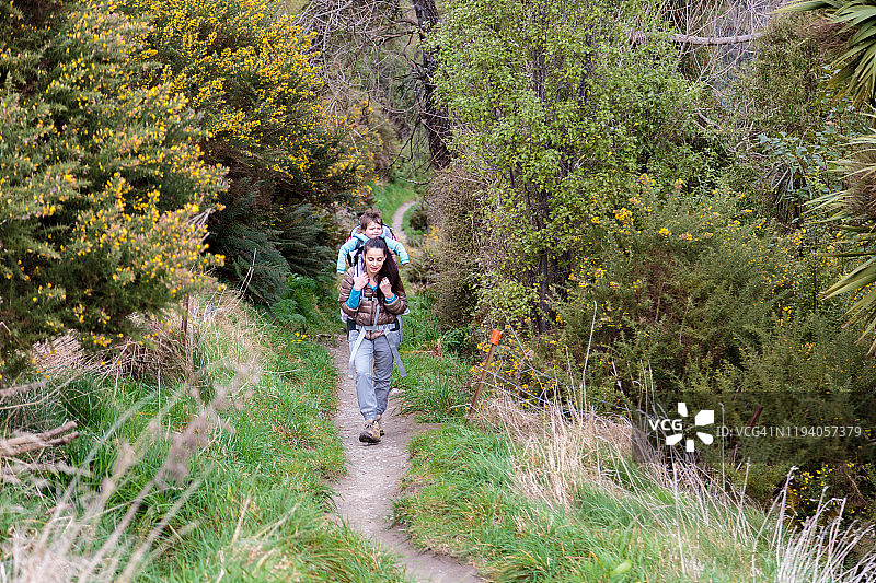 拉卡亚峡谷步道图片素材