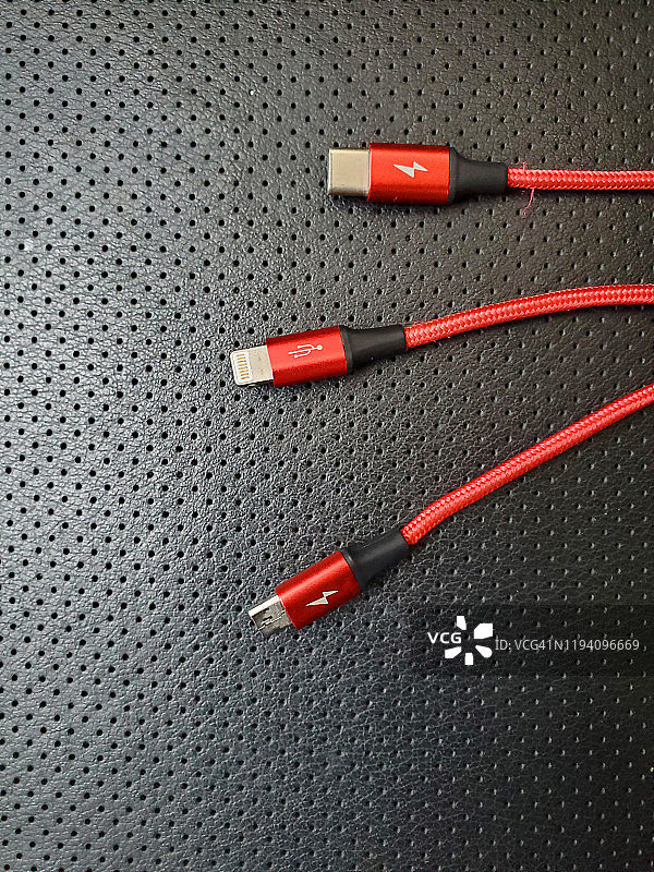 三种USB充电接口图片素材