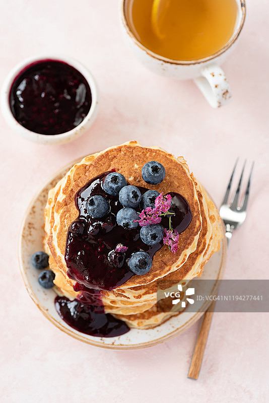 蓝莓薄烤饼图片素材