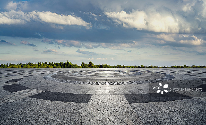 空荡荡的停车场图片素材