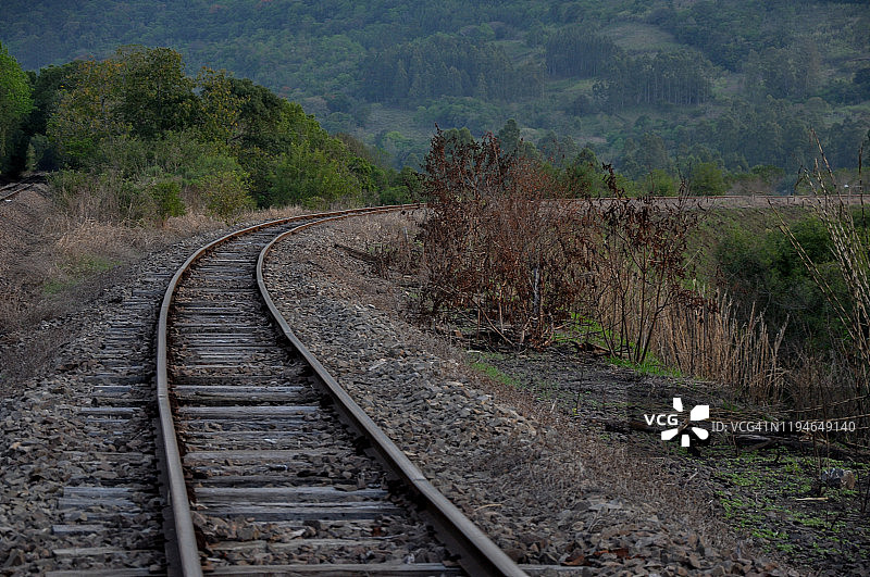 旧铁轨图片素材