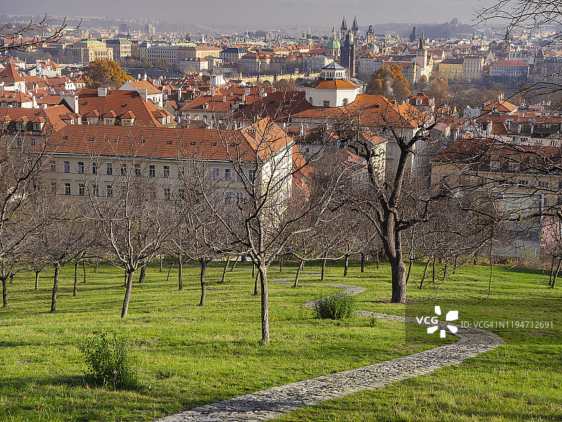 小城区和老城区景色图片素材
