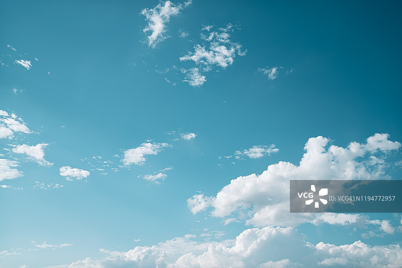 蓝天白云图片素材