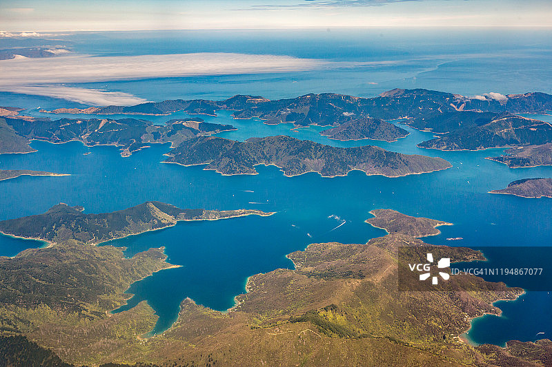 新西兰峡湾鸟瞰图图片素材