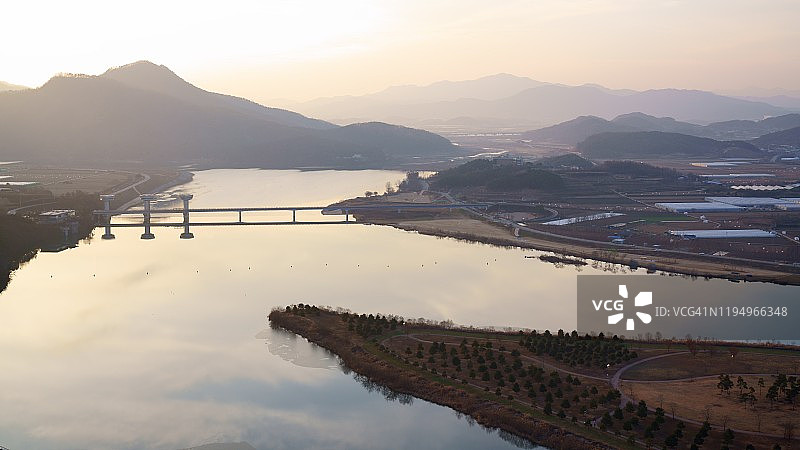 下午的鸡龙台景观图片素材