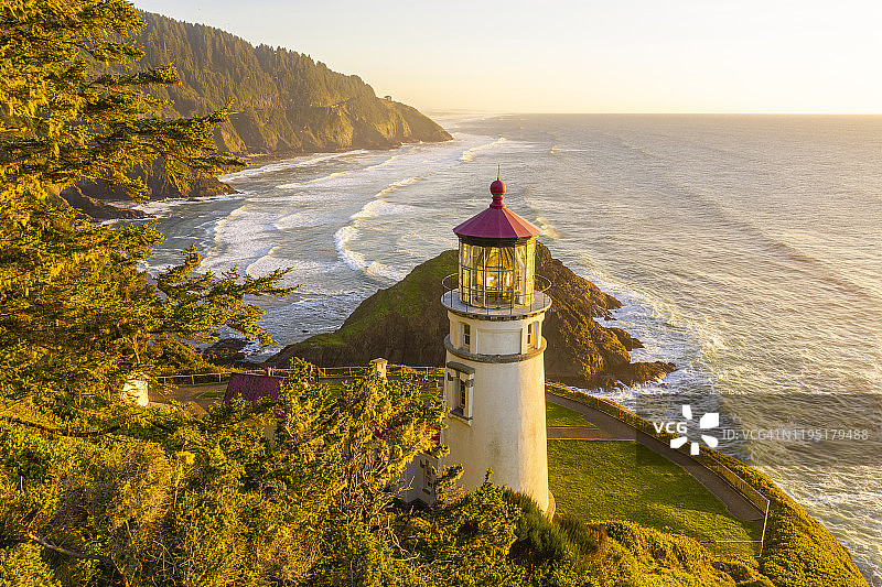 赫西塔岬灯塔，美国俄勒冈州雅哈茨图片素材