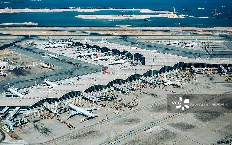 航拍香港国际机场停机坪飞机图片素材