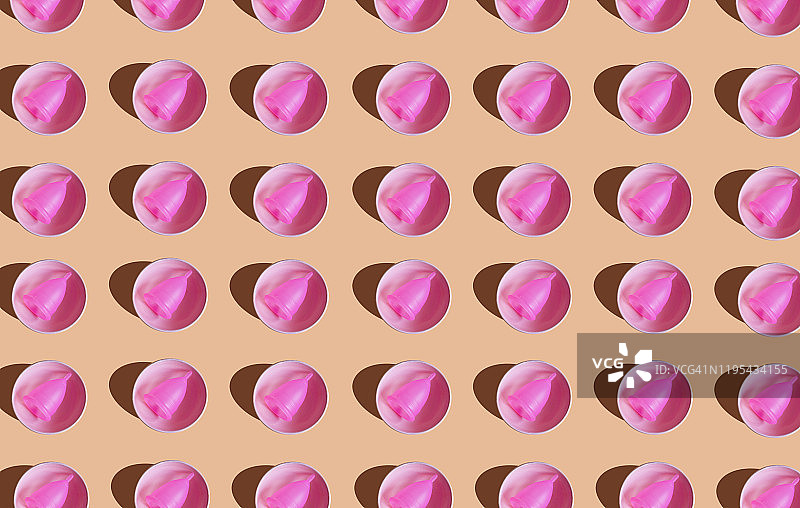 3D插画：奶油色背景陶瓷碗中的一排粉色月经杯图片素材