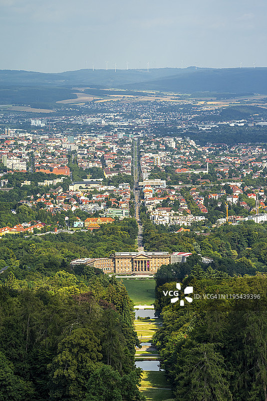 德国黑森州卡塞尔威廉高地公园和城堡鸟瞰图片素材