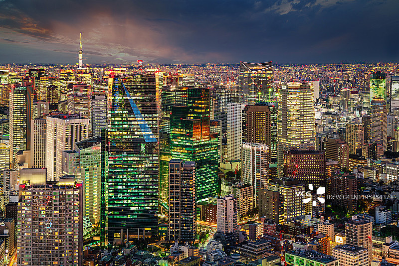东京城市日落黄昏景象图片素材