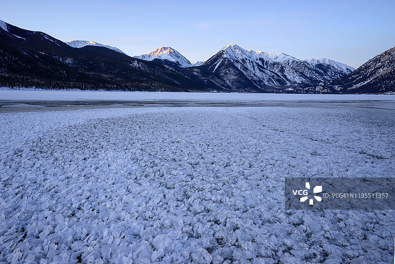 科罗拉多州利德维尔双子湖冬季图片素材