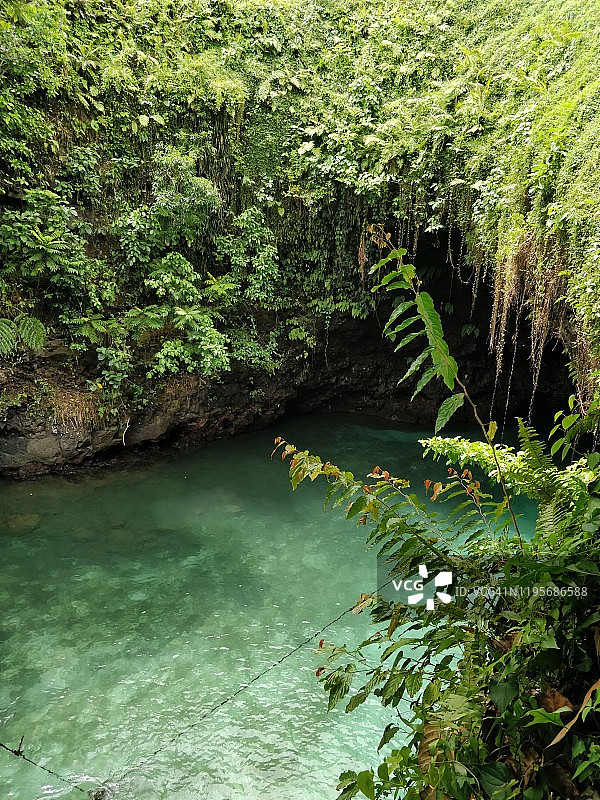 萨摩亚苏阿海沟图片素材