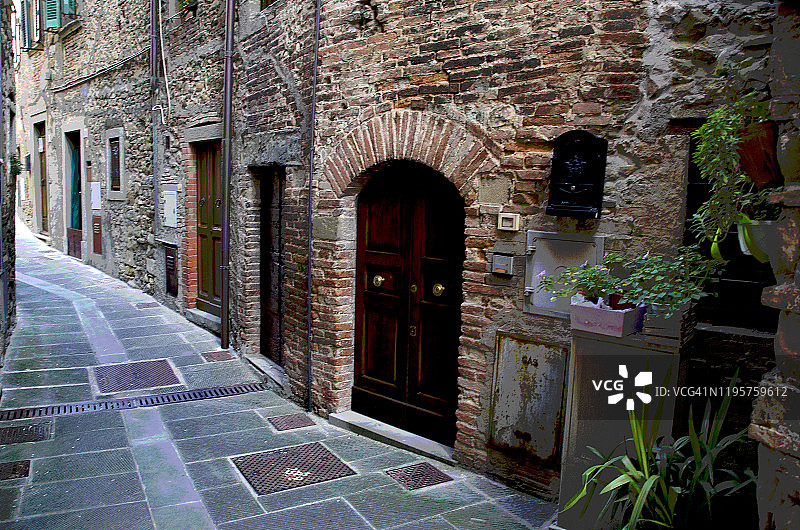 意大利安吉亚里乡村中世纪小巷图片素材