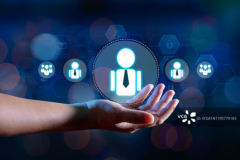 手持图标商务人士人力资源招聘管理蓝色背景图片素材