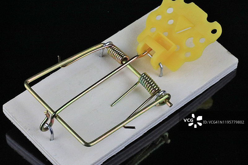 准备好捕猎的捕鼠器图片素材