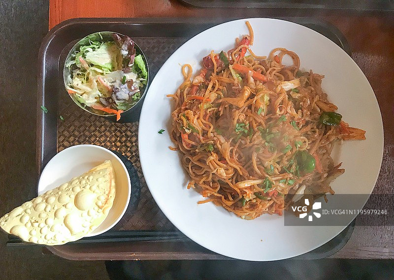 尼泊尔中式炒面午餐，横滨印度餐厅图片素材