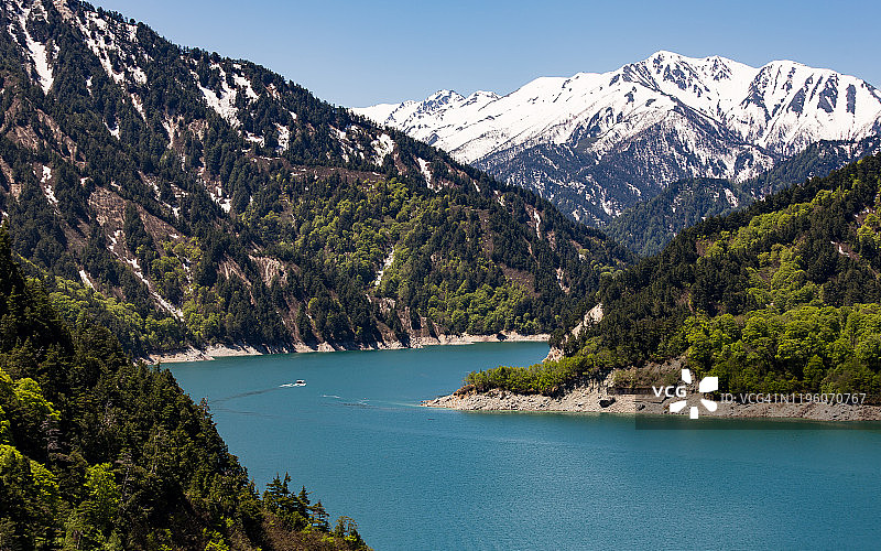 日本富山县黑部湖风光图片素材