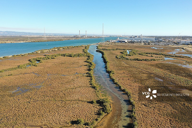 南澳大利亚阿德莱德港小溪和红树林图片素材