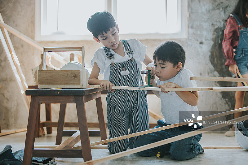 我想成为一名木匠图片素材