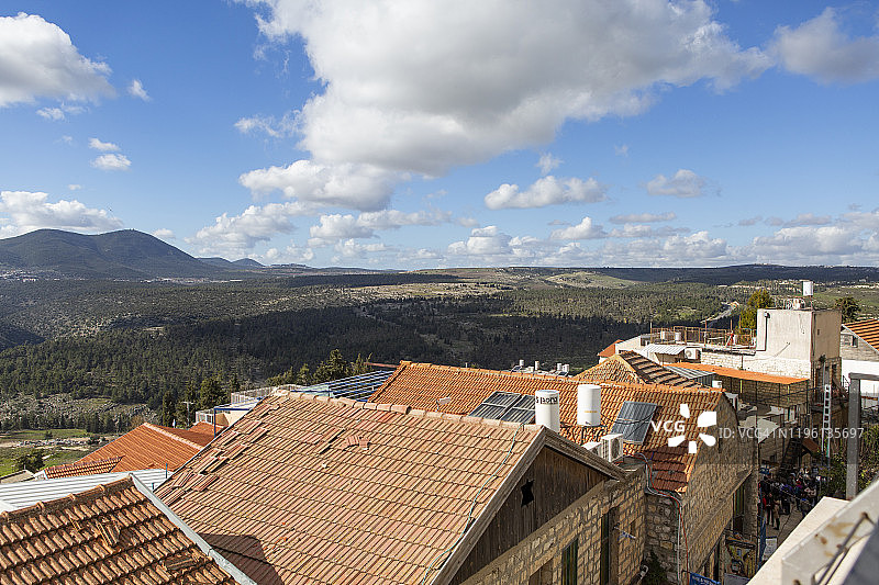 以色列戈兰高地小镇的屋顶图片素材