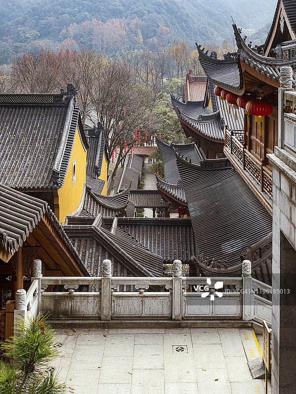 中国杭州古老佛寺建筑图片素材