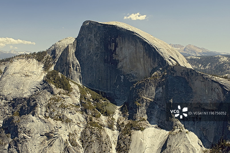 从北圆顶顶部看到的半圆顶图片素材