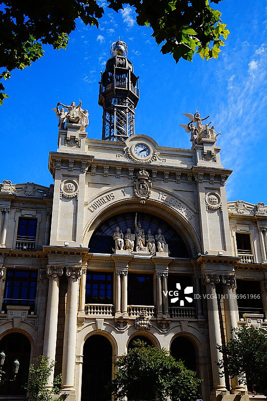 西班牙巴伦西亚中央邮局入口特写图片素材