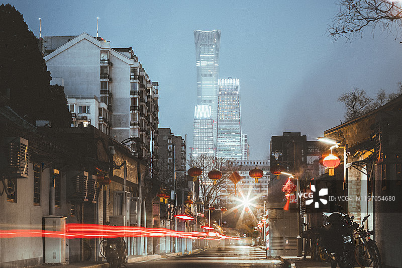 北京胡同的现代建筑与传统建筑图片素材