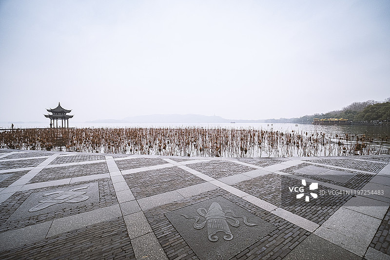 雨后杭州西湖，集贤亭风光图片素材