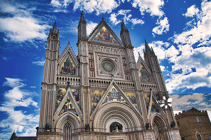 14世纪的奥尔维耶托大教堂图片素材