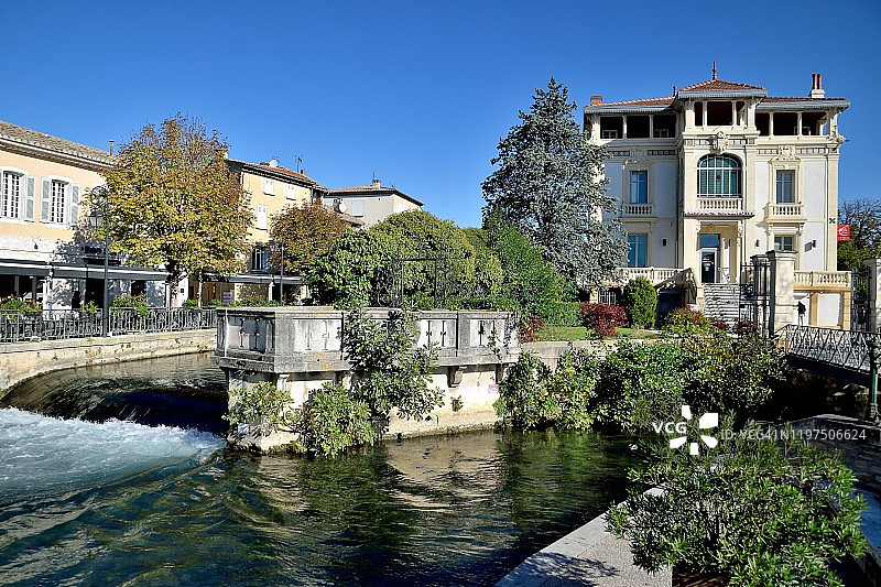 索尔格河畔利勒美丽河景房图片素材