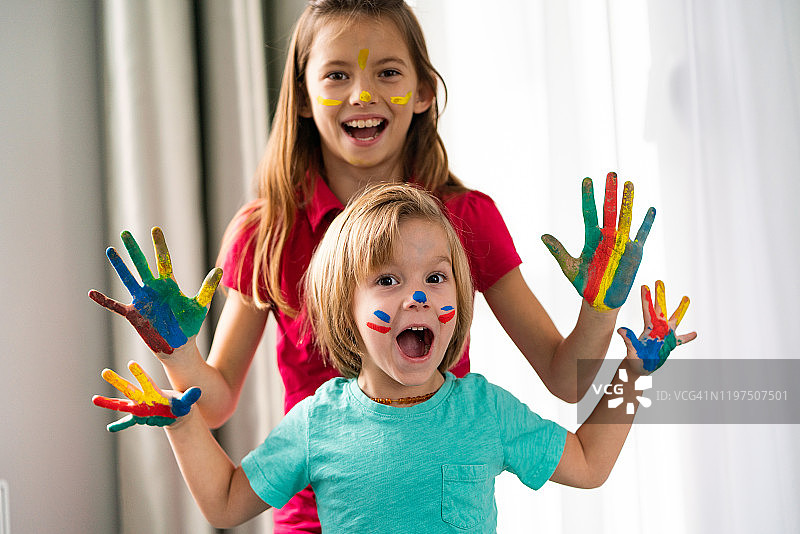 儿童彩色手图片素材