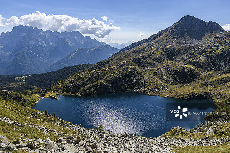 里托尔托湖图片素材