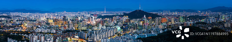 韩国首尔夜间璀璨城市景观航拍全景图片素材