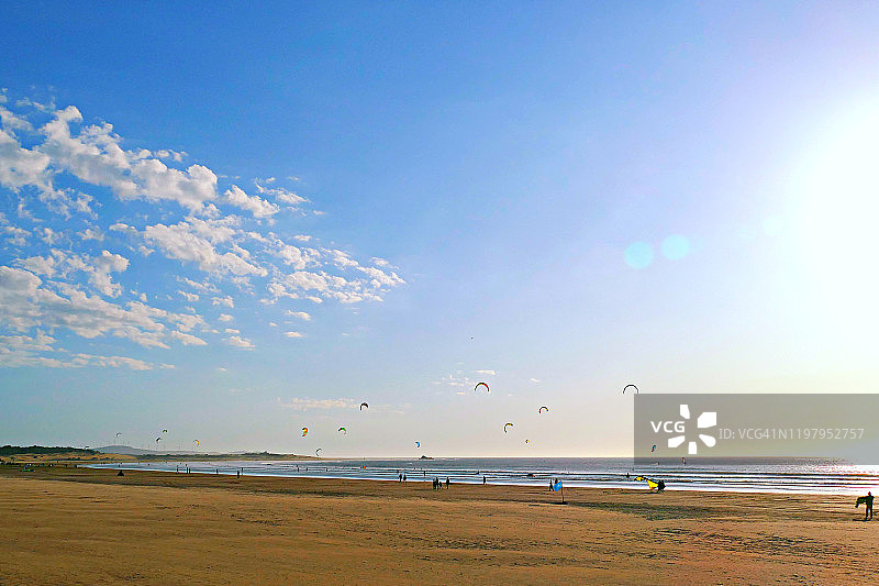 索维拉，摩洛哥的风筝航行图片素材