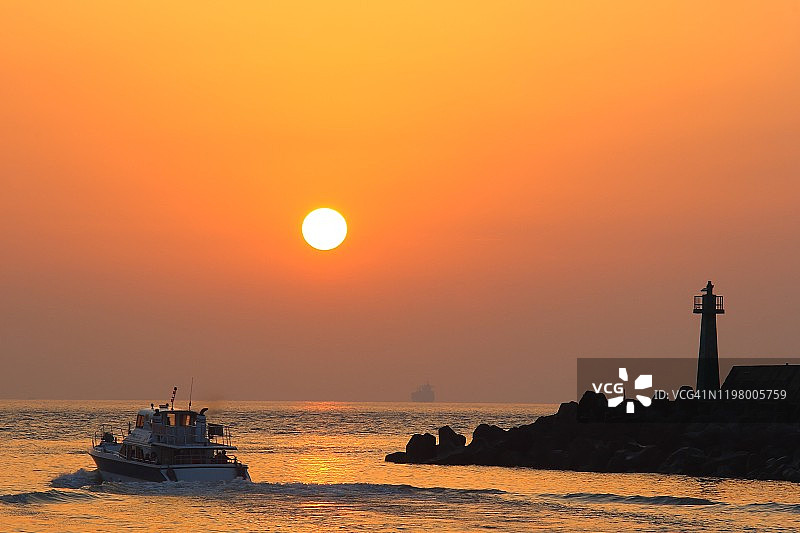 淡水渔人码头日落图片素材