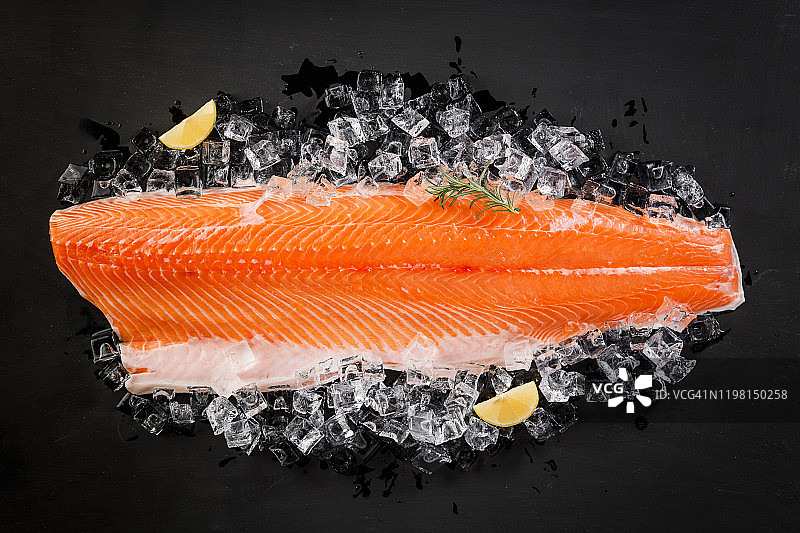 生鲑鱼牛排图片素材