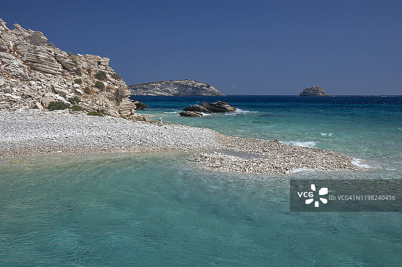 希腊多德卡尼斯群岛莱罗斯岛附近的阿斯普罗尼西岛图片素材