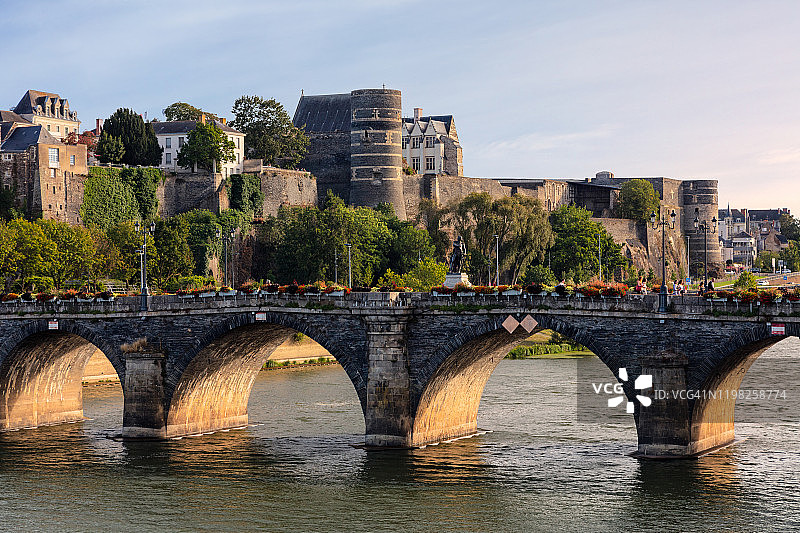 标志性桥梁图片素材