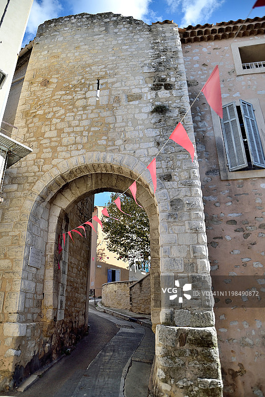 欧巴涅，下城区的皇家门或加奇欧门图片素材