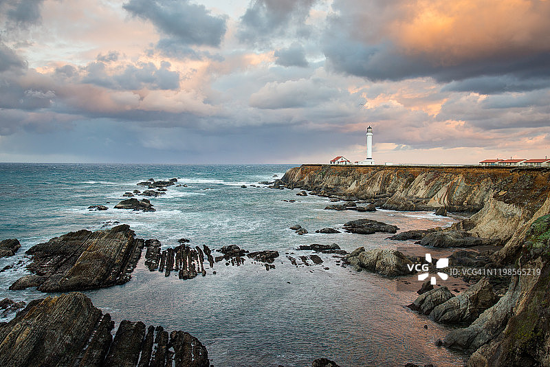 竞技场岬角和灯塔图片素材