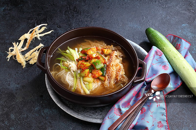 黄瓜干鳕鱼面图片素材