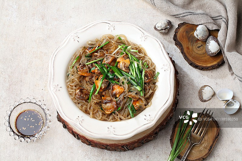 毛蚶韩式炒杂菜图片素材